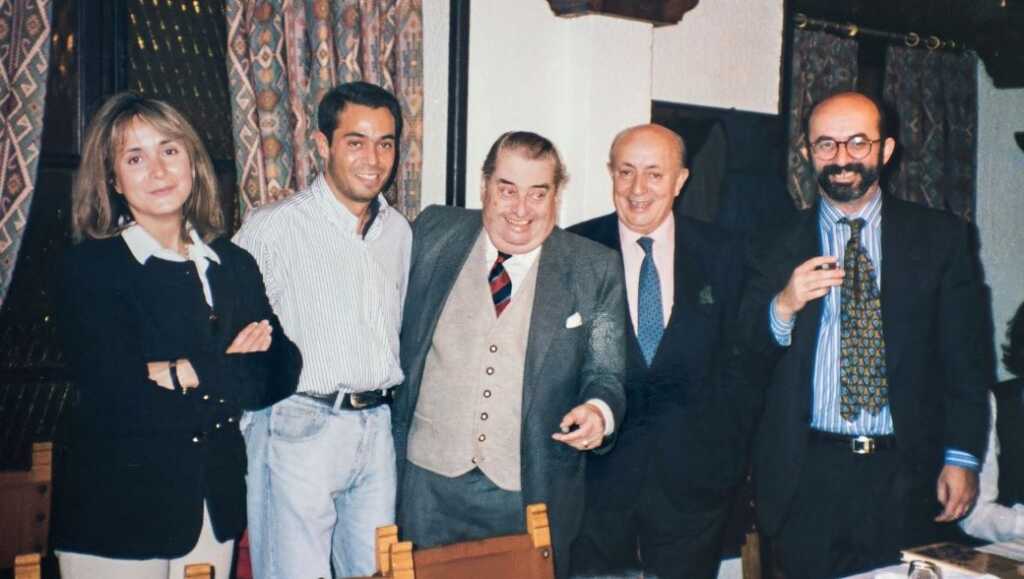 Con un par de estrellados huevos 1